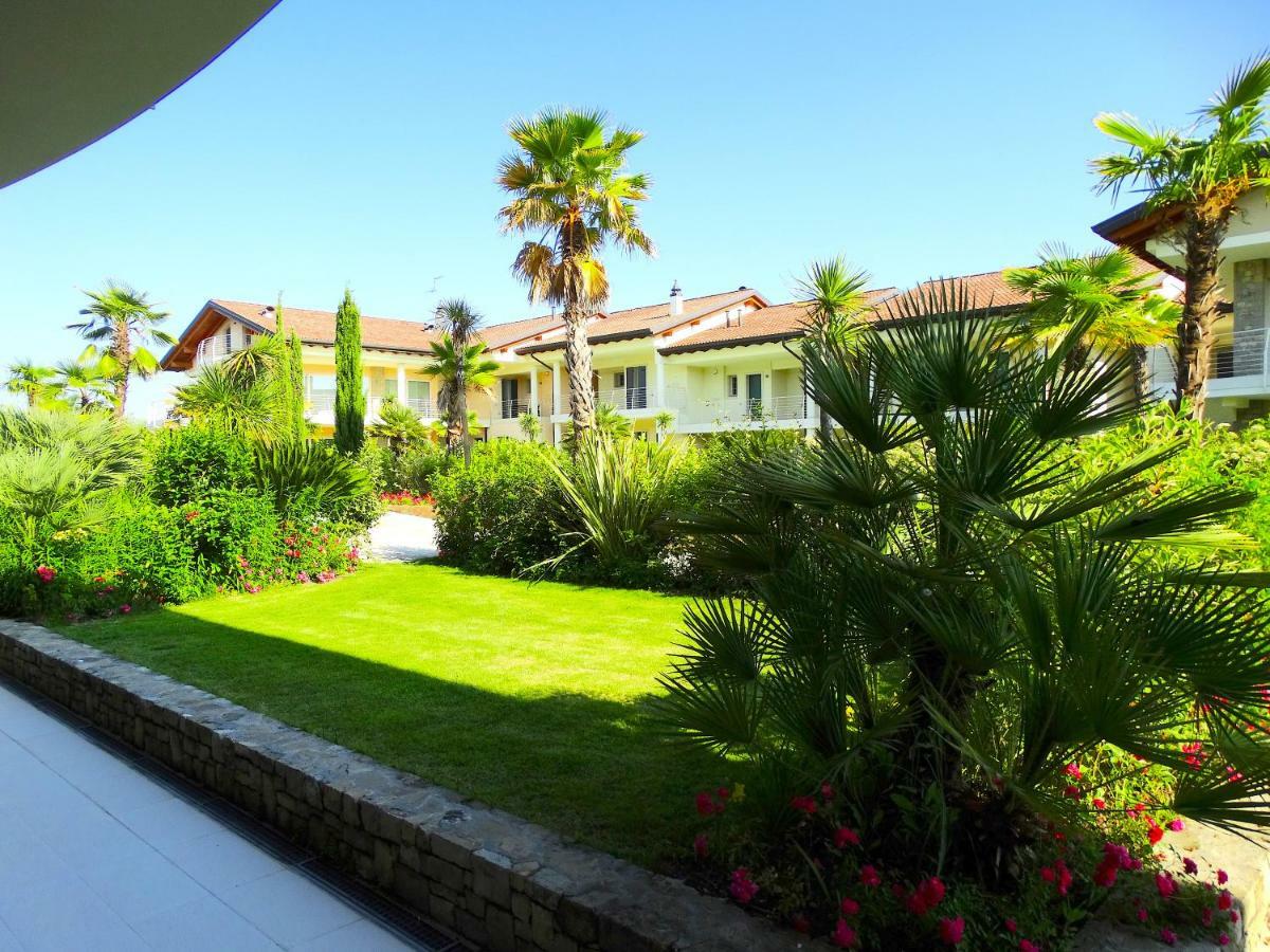 Phoenix Garda Hills Сирмионе Экстерьер фото